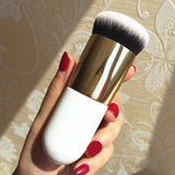 Chubby Foundation Brush White and Brown